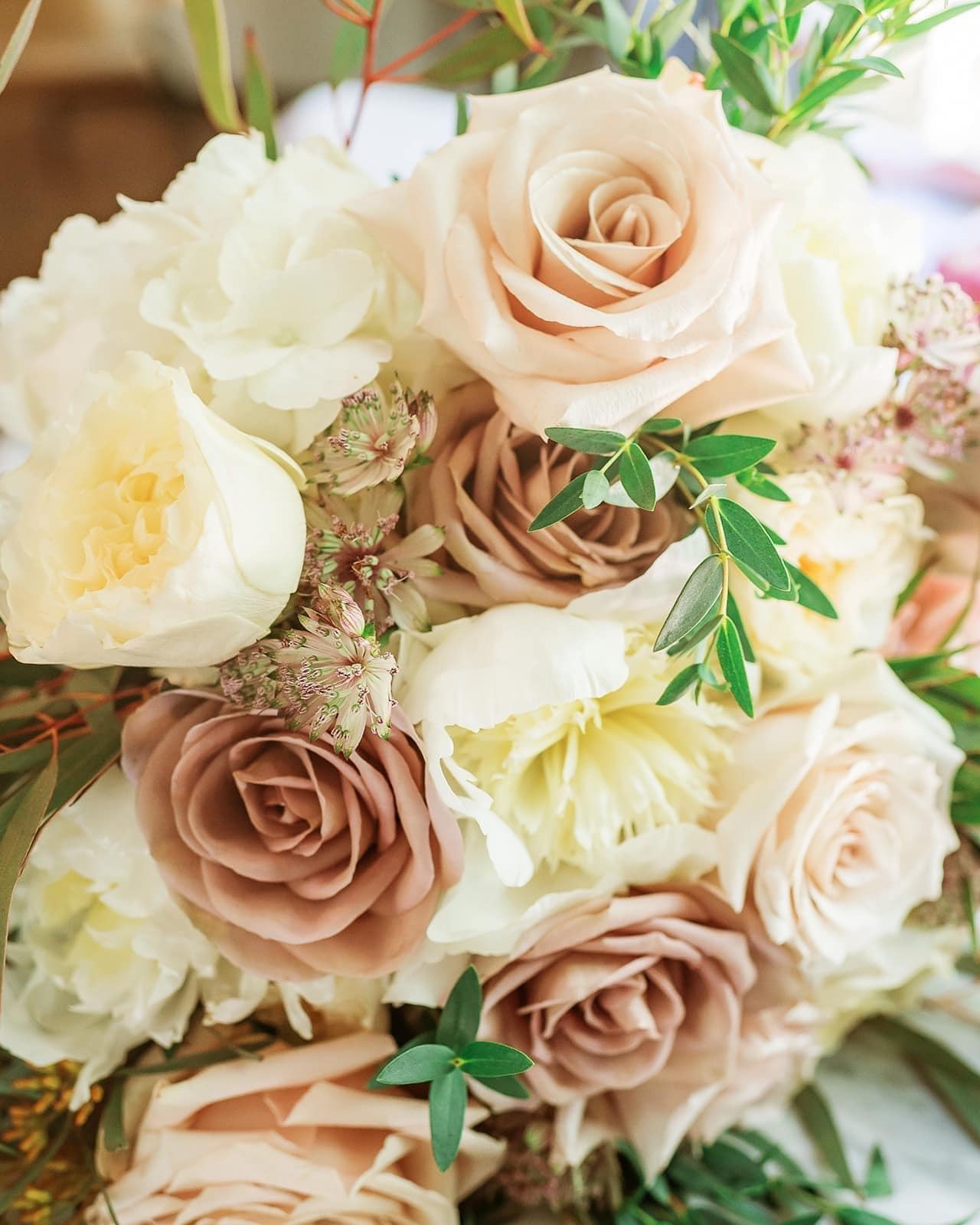 white and blush rose bridal bouquet
