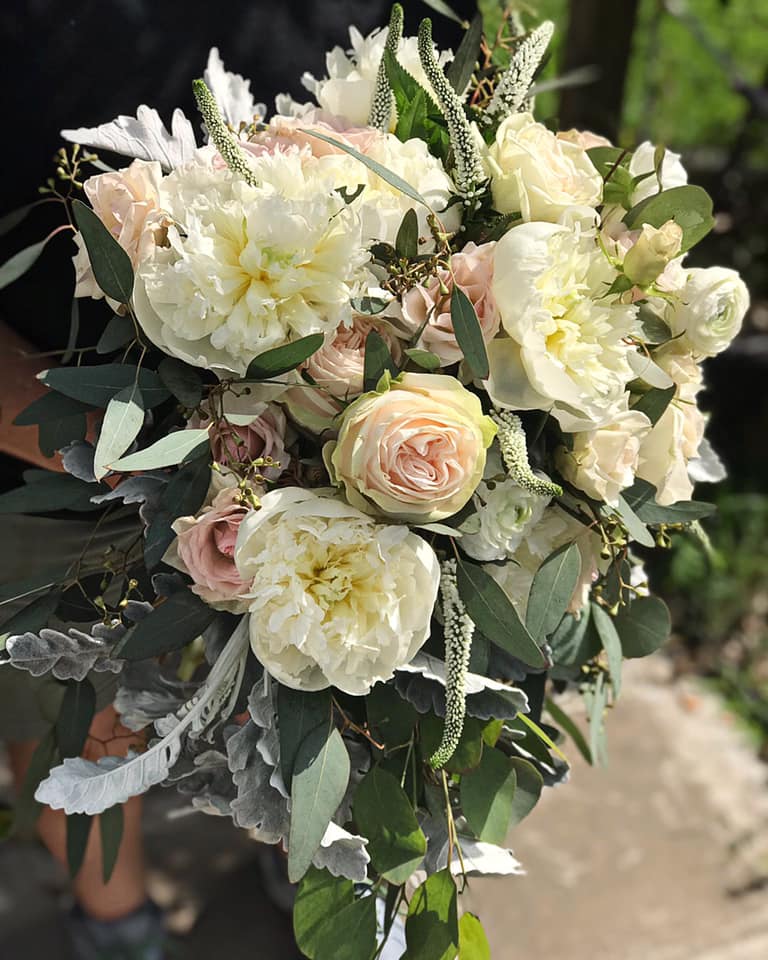 white and light pink bridal bouquet